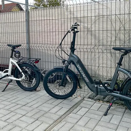 Dom wakacyjny Komfort Bursport Bt. Haz