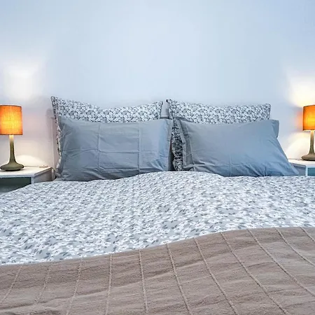 Komfort Bursport Bt. Haz Holiday home Balatonfenyves